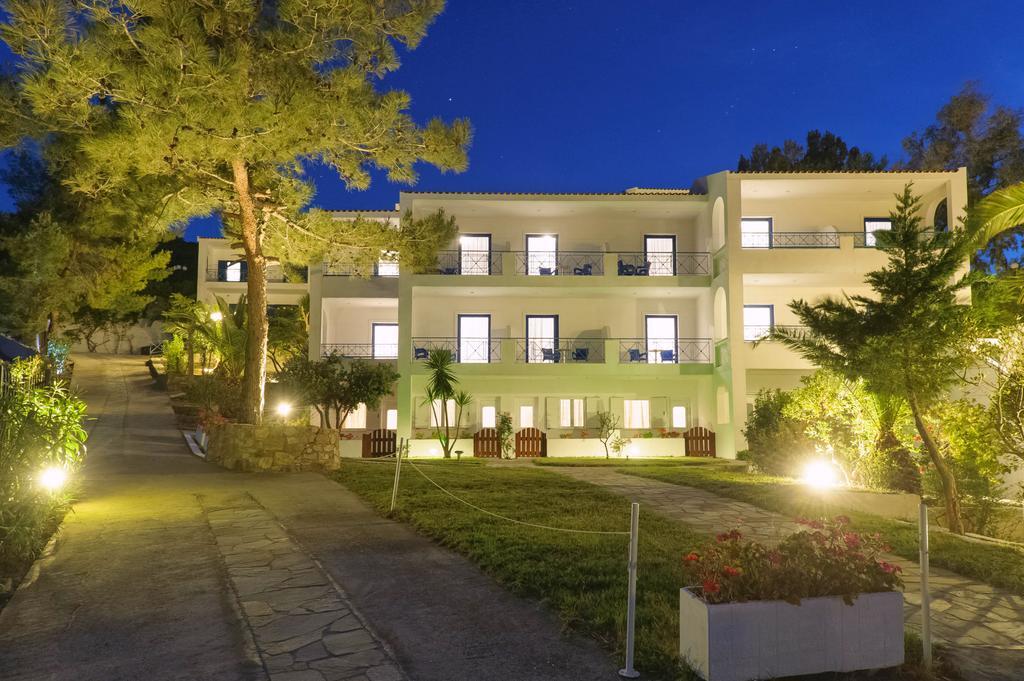 Karras Star Hotel Evdilos  Exterior photo