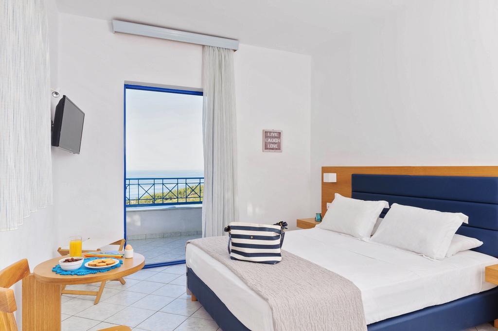 Karras Star Hotel Evdilos  Exterior photo